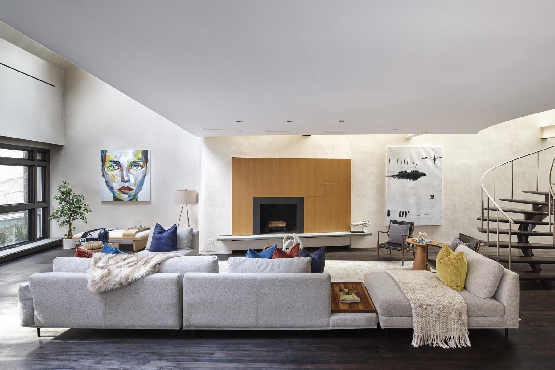 WEST VILLAGE TOWNHOUSE RESIDENCE